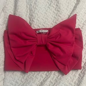 zara pink bow top in a size small
